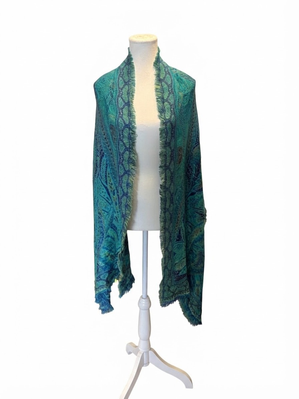 Vintage Style Boho Paisley Pattern Fringe Edge Scarf / Wrap Indie